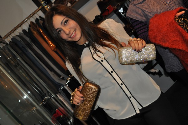 S ladies boutique Opening